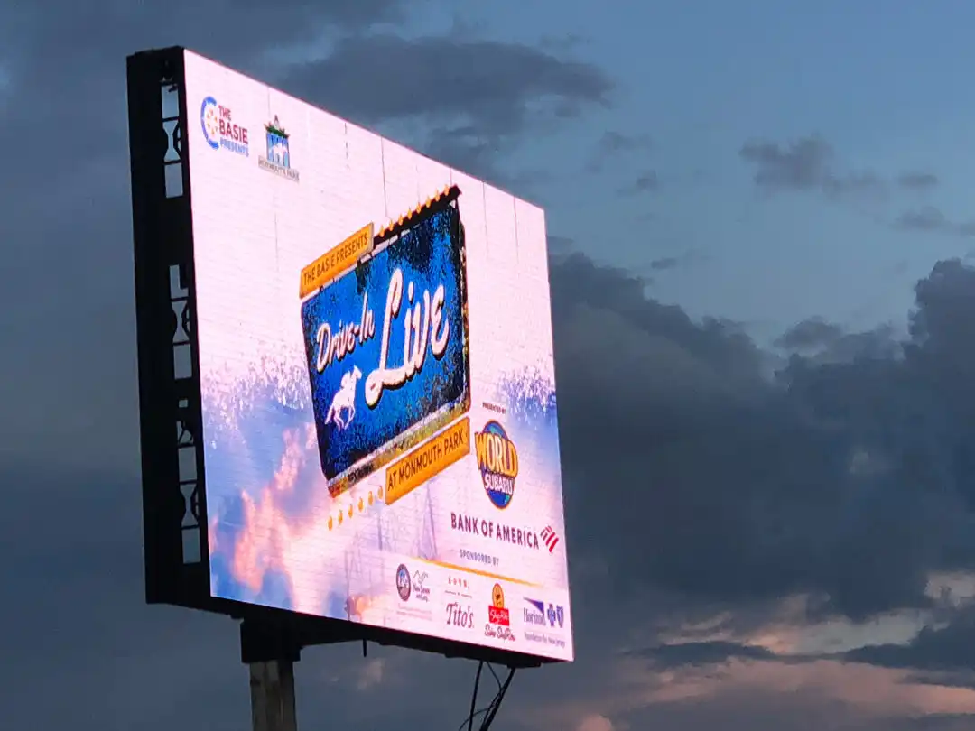 Large-scale LED wall setup for a New York event by Edward and the All Visual Productions team, a visual production company specializing in elevating brands through compelling video services.